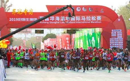 马拉松赛事,全马,斑马,2019西昌邛海湿地国际马拉松赛,奔跑中国,马拉松经济,西马,郑州马拉松