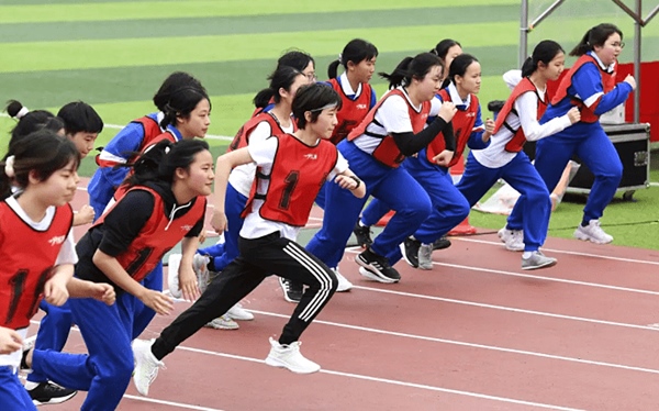 体能测试,学生体质健康,体测设备,电子,智能,测量,全自动读取,纵跳测试仪,中考,高考,双减,智能测试仪,体测,训练,考核,身高,体重,握力器,肺活量,坐位体前屈,仰卧起坐,立定跳远,单脚站立,纵跳,立定跳远,俯卧撑,引体向上,跳绳,实心球,中长跑,短跑,折返跑,运球绕杆,足球,篮球